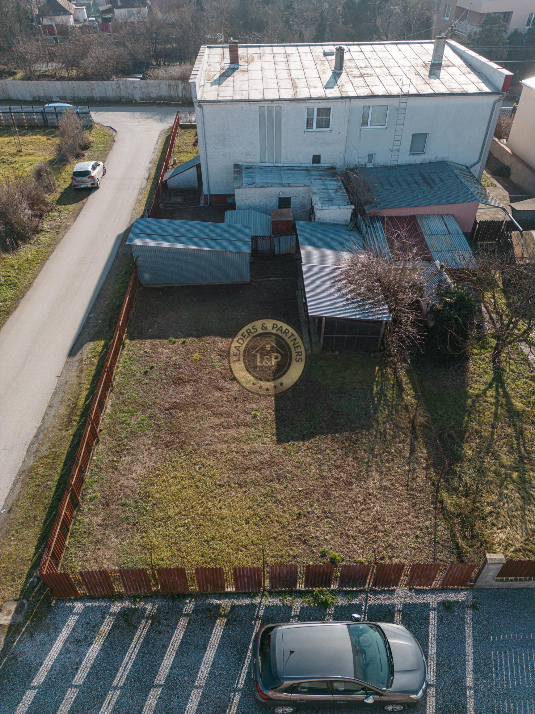 5 izbový, dvojpodlažný RD-VALALIKY, pozemok 550m2 - 2