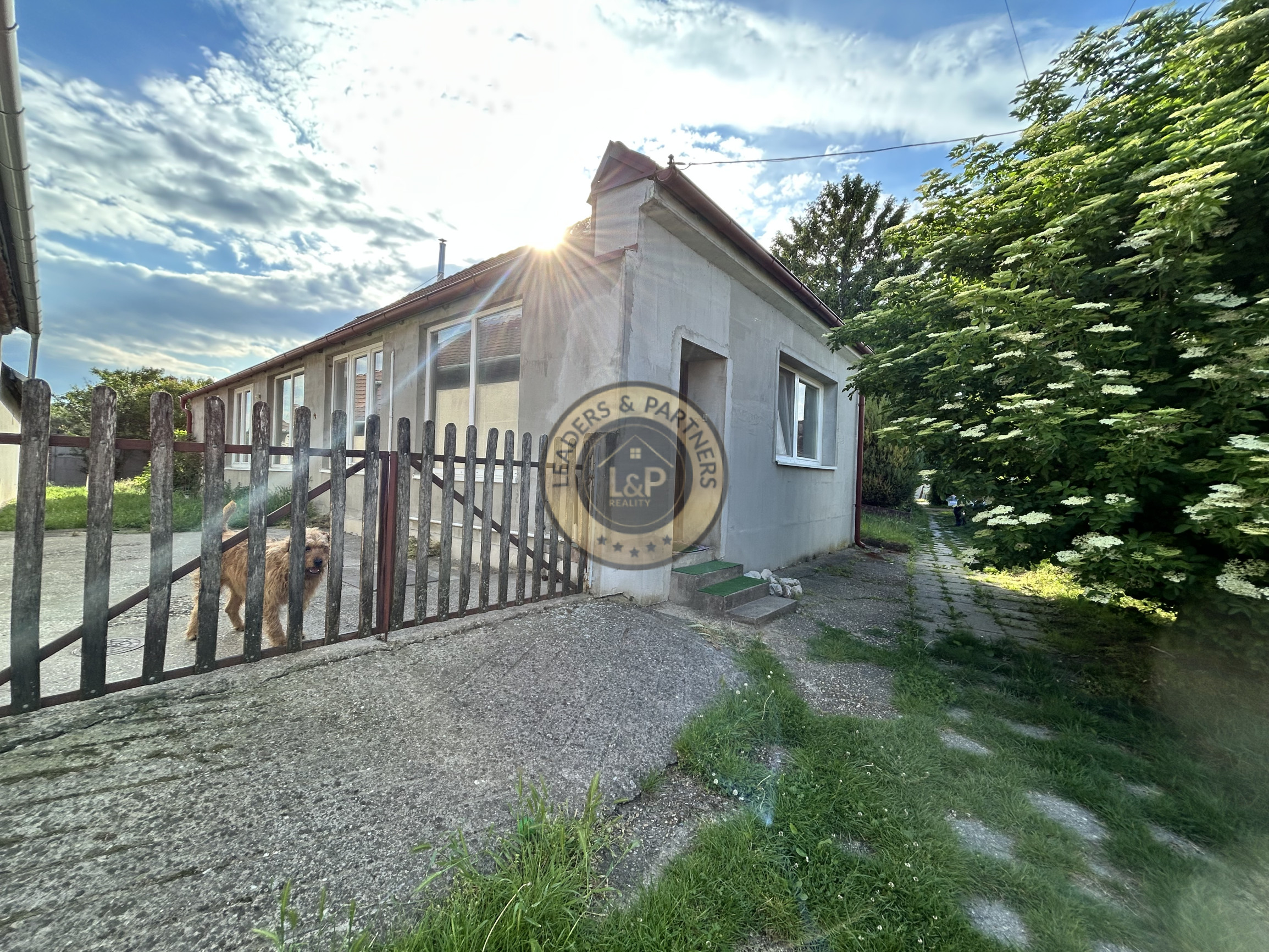 PREDAJ rodinný dom RAJKA - 1