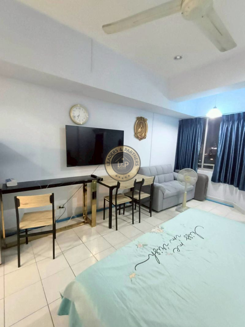 Thajsko-Pattaya-Jomtien-štúdio-30m2- 200metrov od pláže - 2