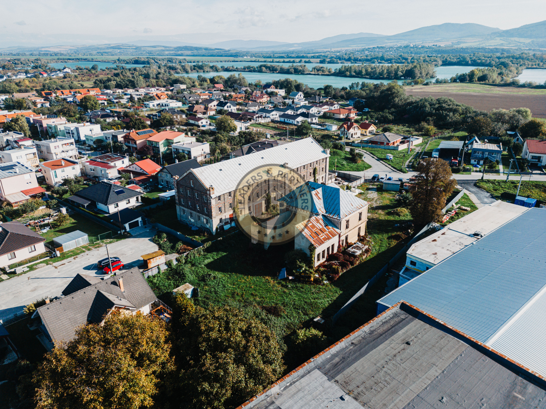 Na predaj – jedinečný areál historického mlyna v obci Čaňa - 2