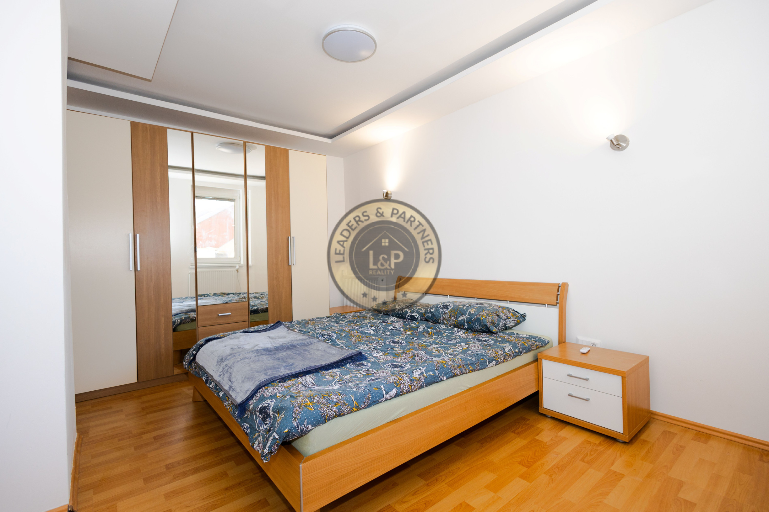 5 izbový rodinný dom-Jánovce, po rekonštrukcii, veľký pozemok - 5