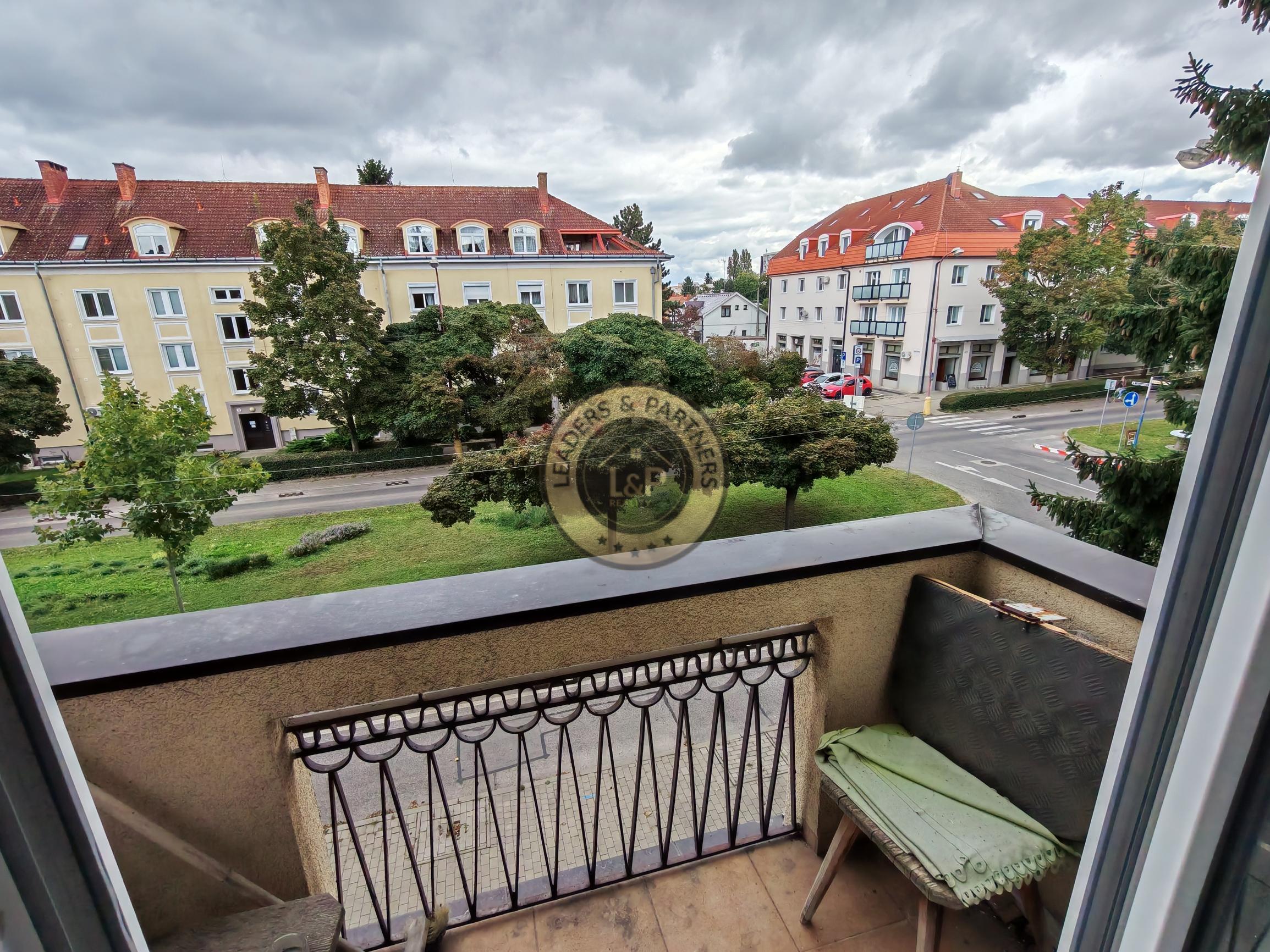2 izbový byt v Trnave na prenájom-Študentská ulica - 11