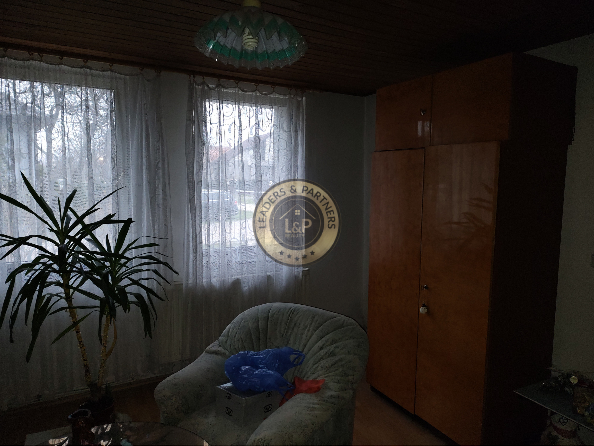 PREDAJ jedna bytová jednotka v dome Bezenye - 4