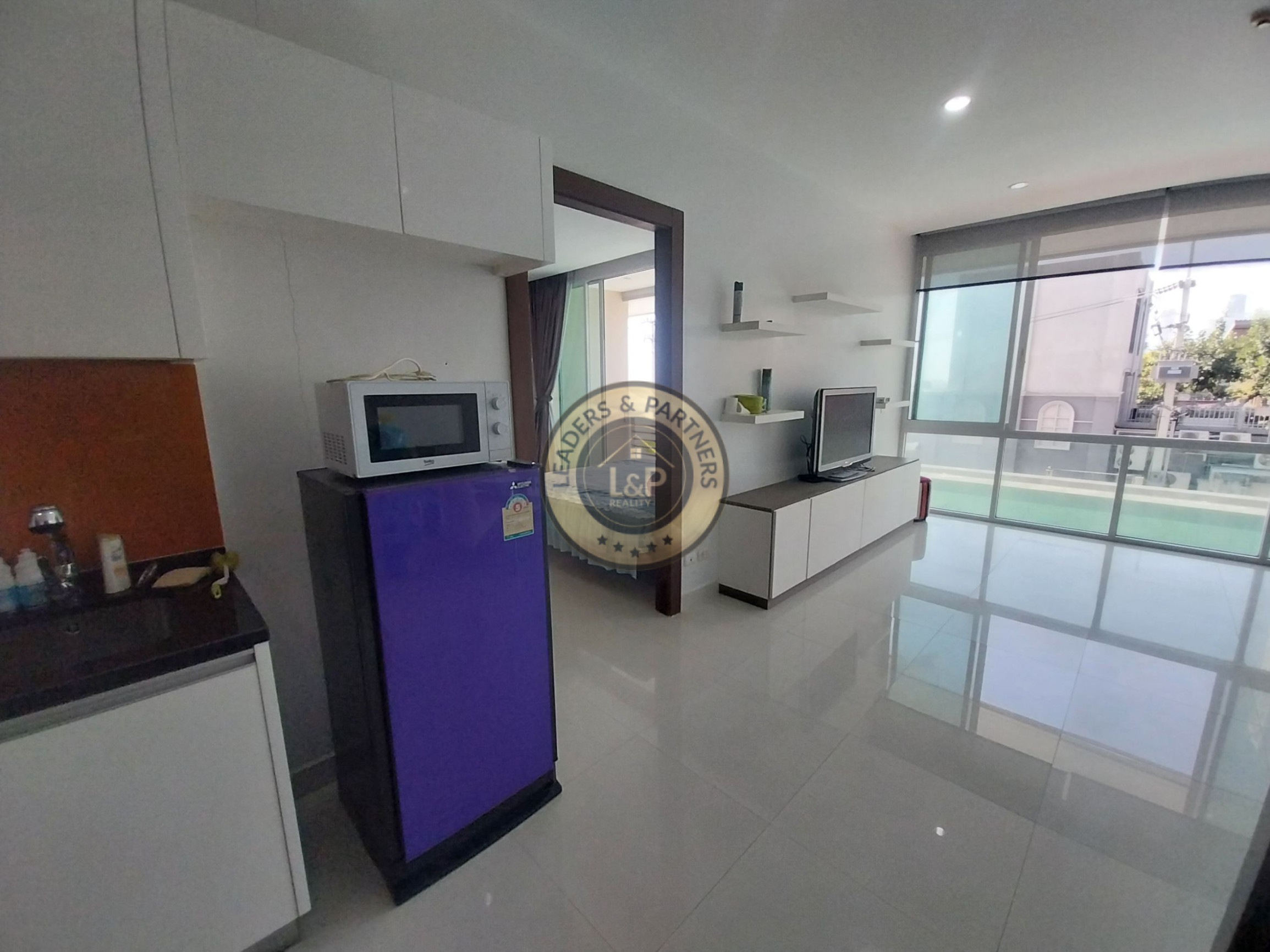 Thajsko-Pattaya-2 izbový apartmán na pláži-Musselana Condo - 8
