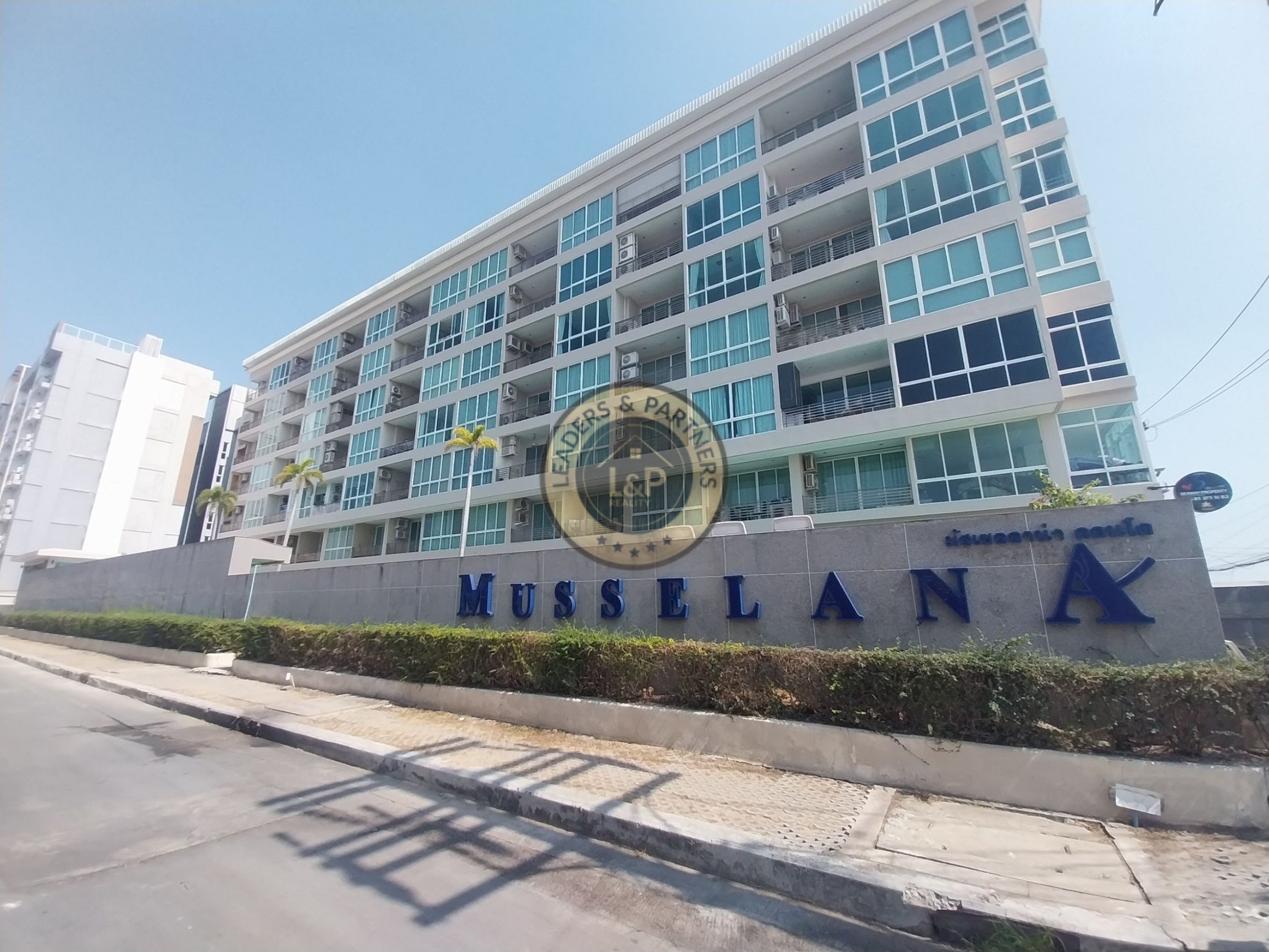 Thajsko-Pattaya-2 izbový apartmán na pláži-Musselana Condo - 17