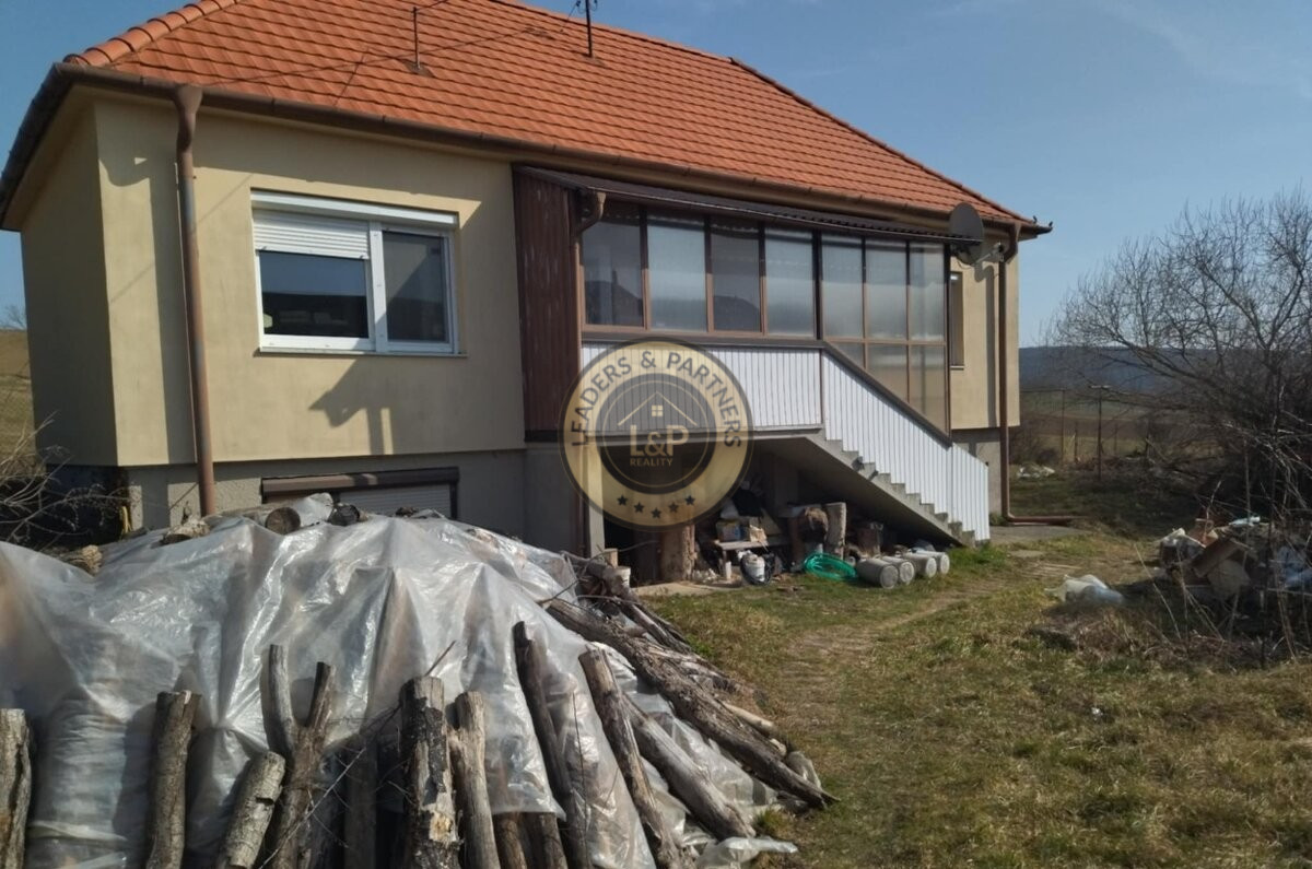 Na predaj rodinný dom v krásnej prírode v obci Dobrá Voda - 1