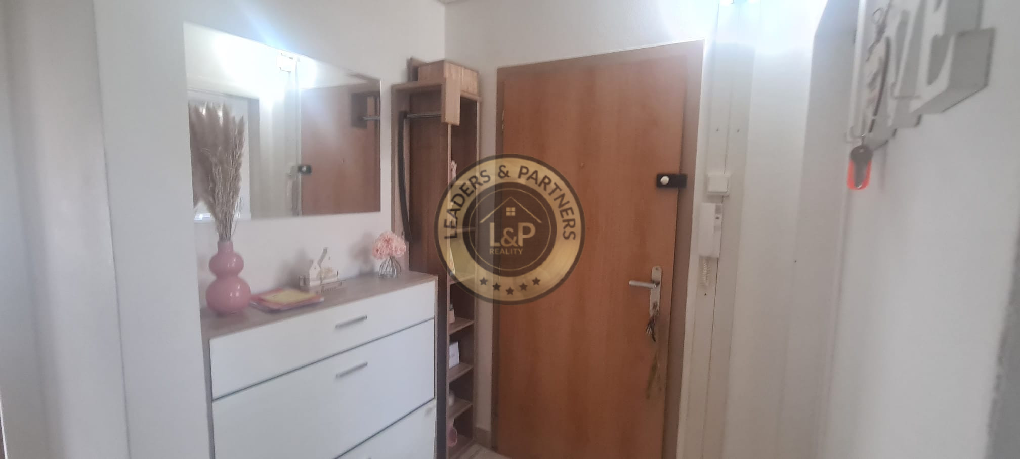 2.izb.byt-HEMERKOVA ul,kompletná rekonštrukcia,54m2 - 8