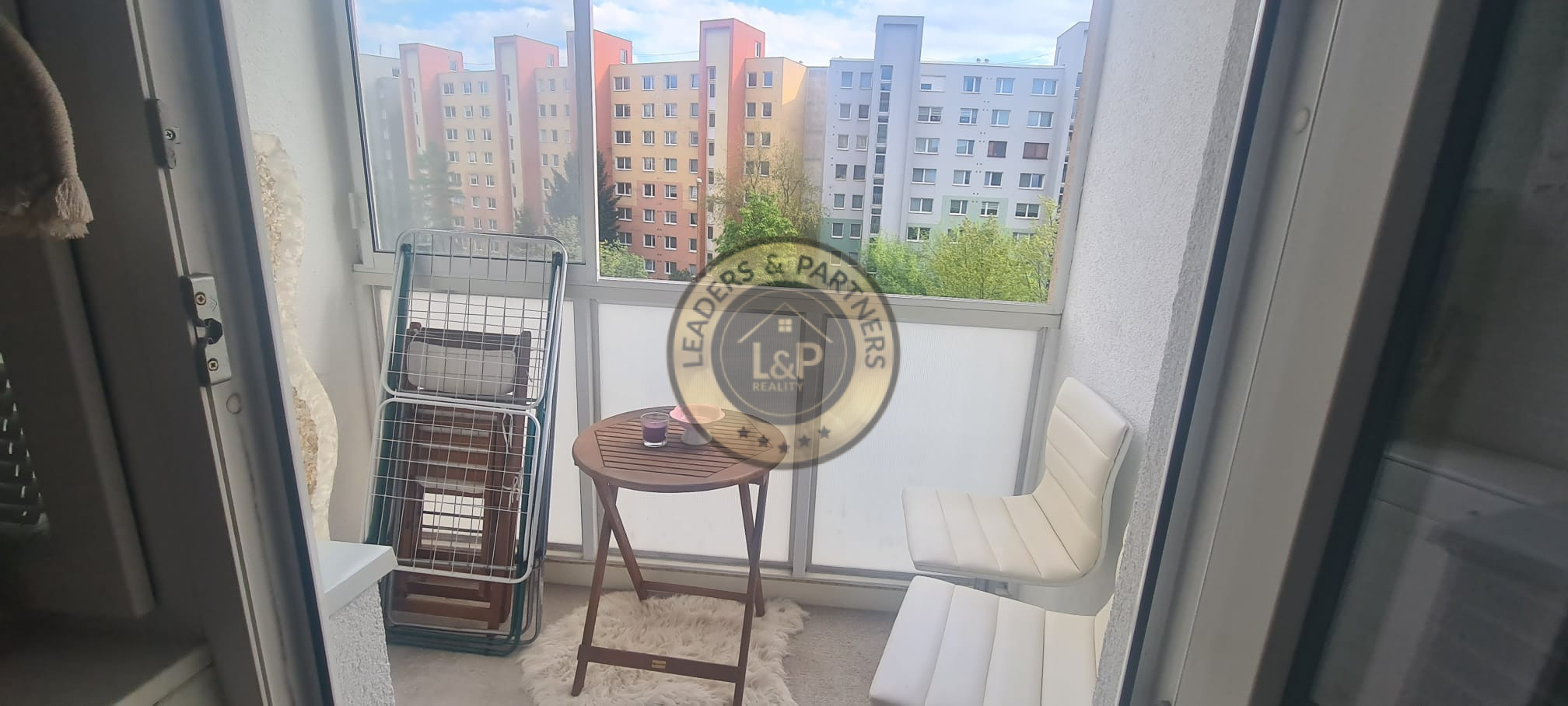 2.izb.byt-HEMERKOVA ul,kompletná rekonštrukcia,54m2 - 1