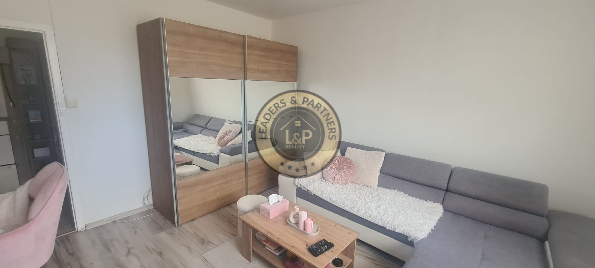 2.izb.byt-HEMERKOVA ul,kompletná rekonštrukcia,54m2 - 6
