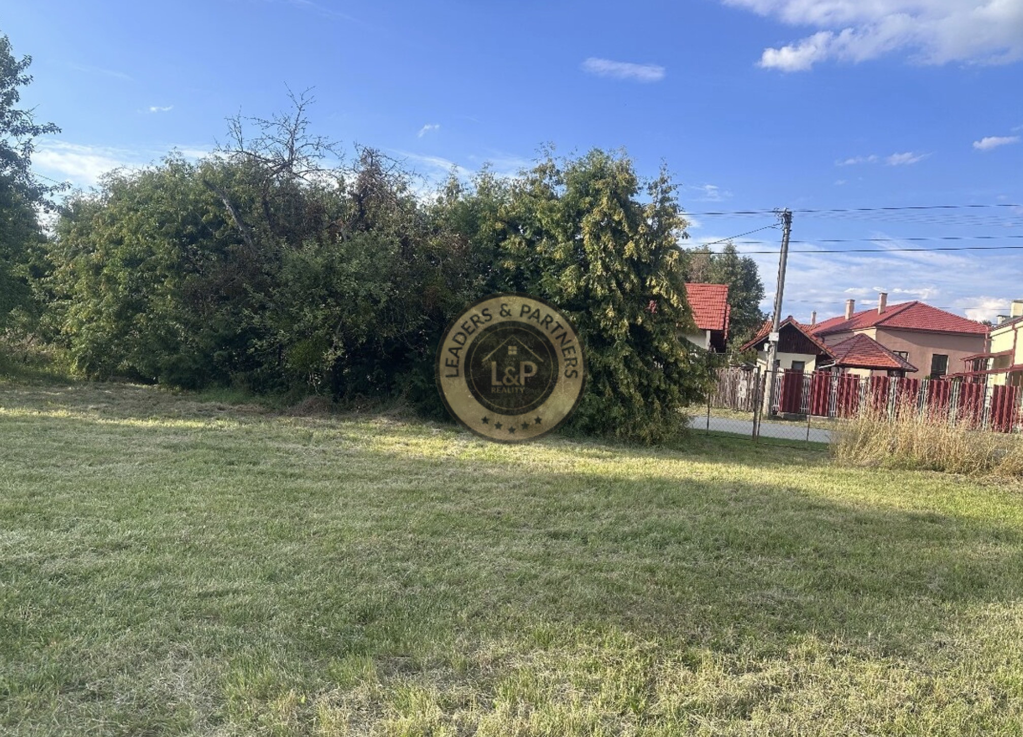 Pozemok o výmere 1527 m² , KRÁSNOHORSKÁ DLHÁ LÚKA - 1
