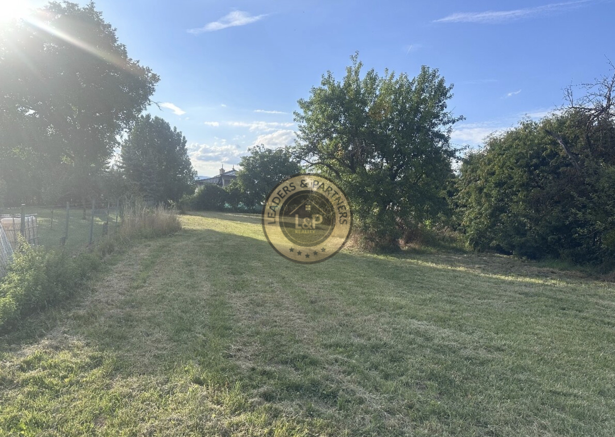 Pozemok o výmere 1527 m² , KRÁSNOHORSKÁ DLHÁ LÚKA - 3