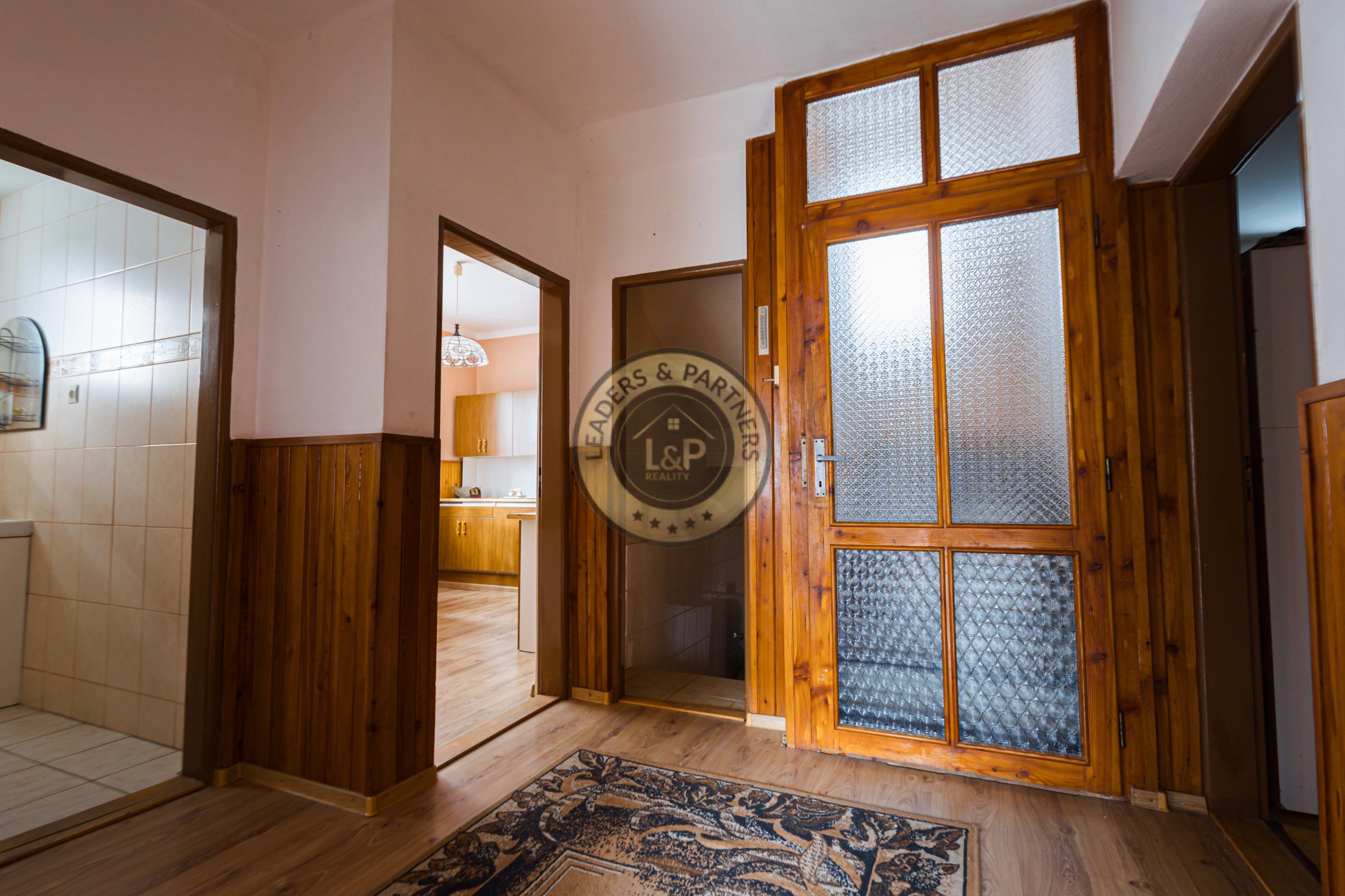 5 izbový, dvojpodlažný RD-VALALIKY, 200 m2 - 24