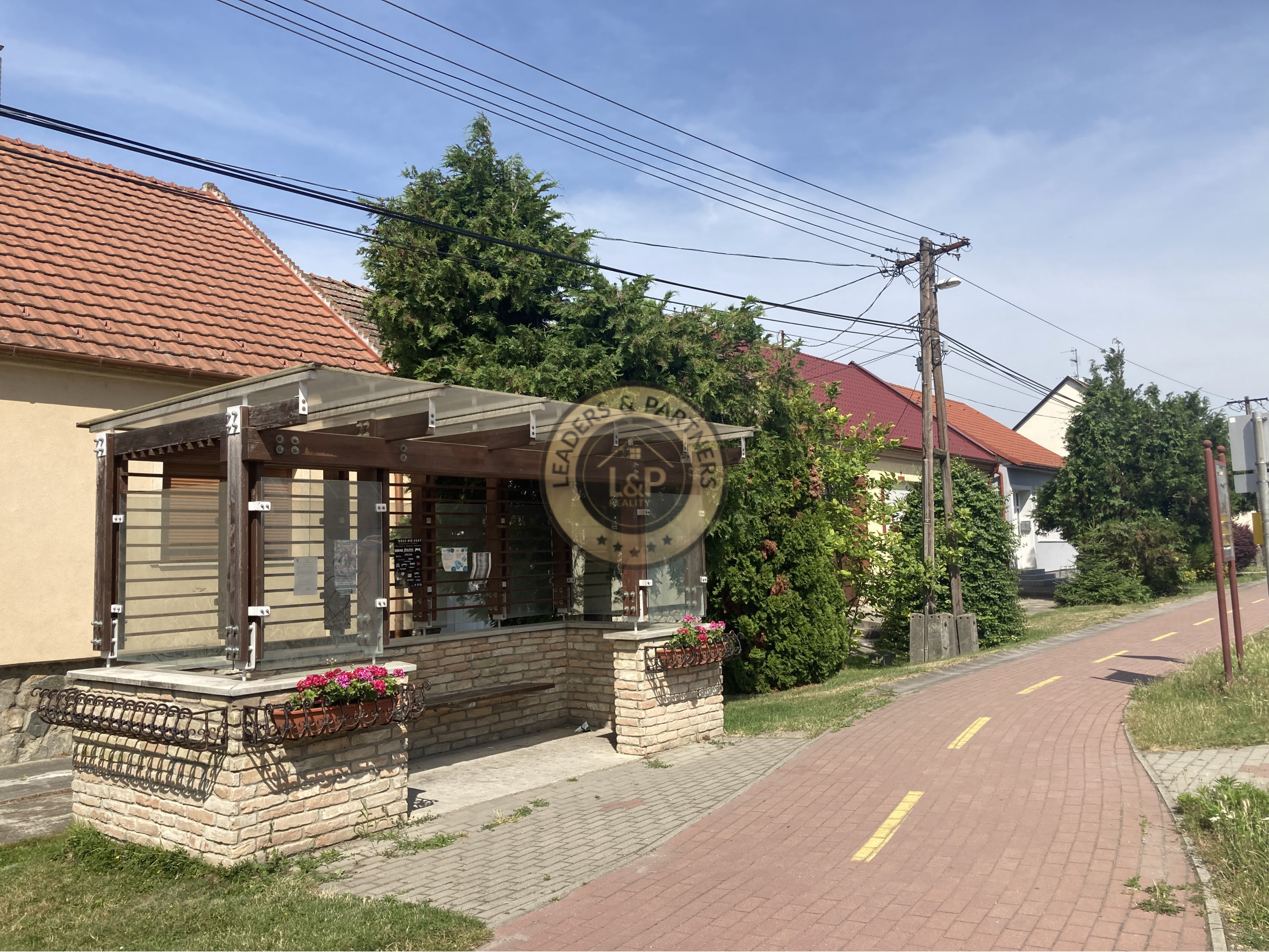 PREDAJ rodinný dom Bezenye - 2