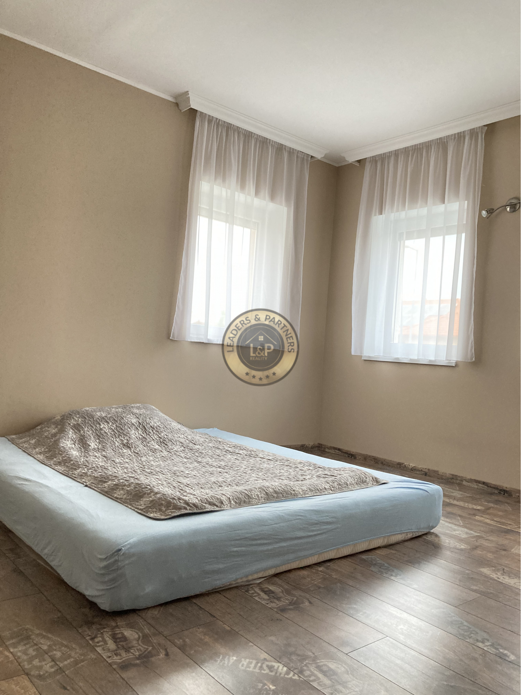 PREDAJ 5 izbový rodinný dom Mosonmagyaróvár - 11
