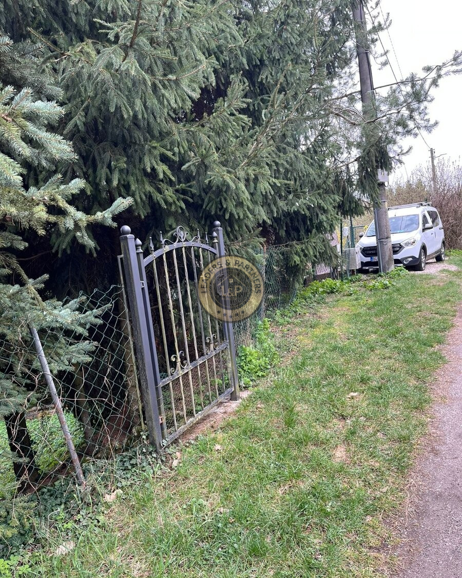 Na predaj chatka s pozemkom Trstín - Rosuchov - 2