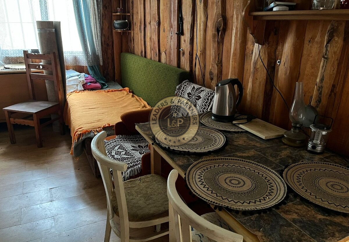 Na predaj chatka s pozemkom Trstín - Rosuchov - 7