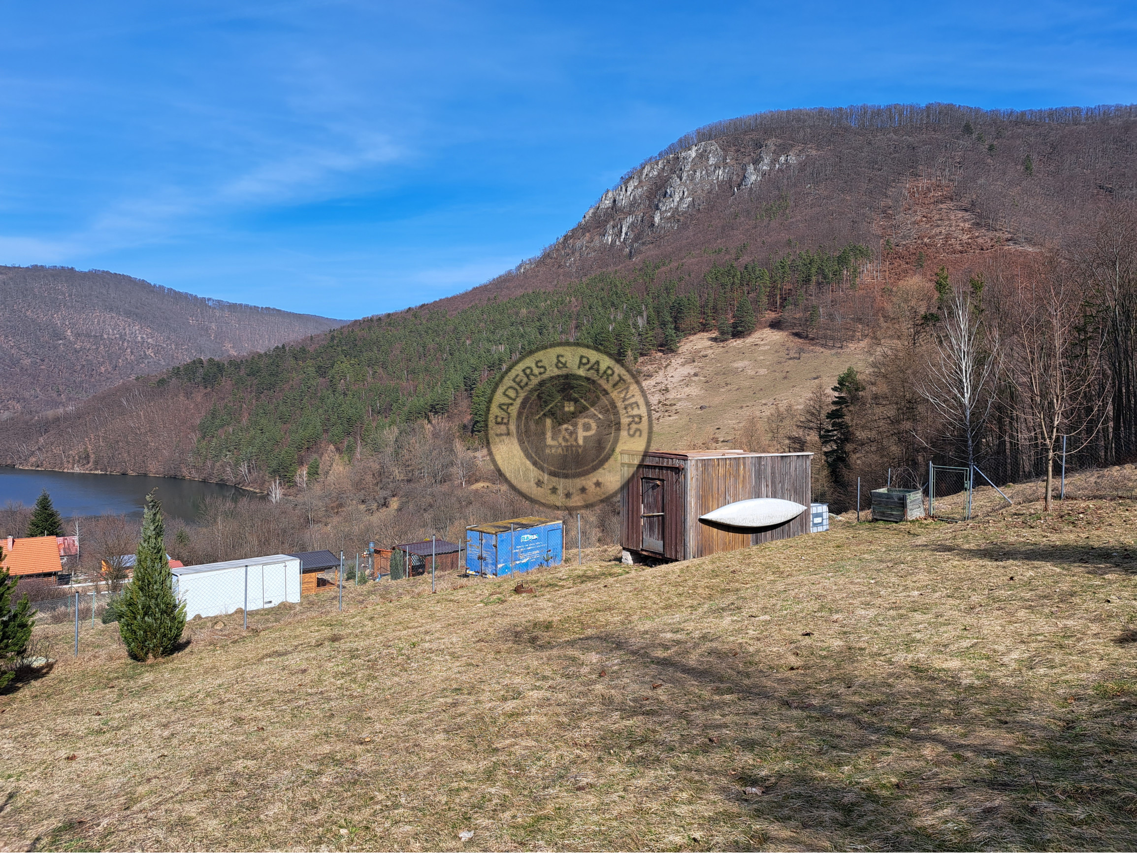 Na predaj rekreačný pozemok Malá Lodina-Ružín - 1