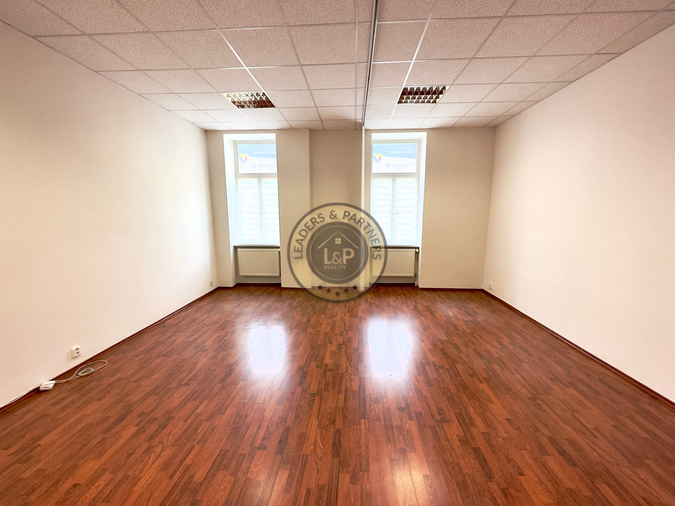 Prenájom kancelárie 41 m² – Moyzesova, Košice - 1