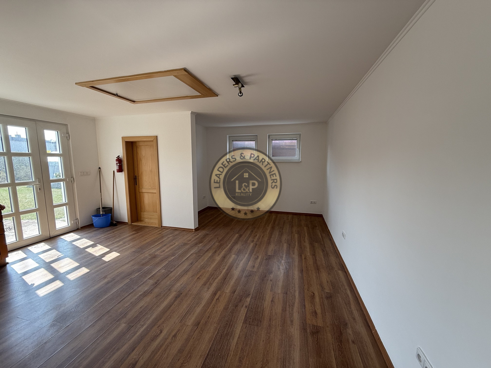 Na predaj luxusný rodinný dom v Senici - 22