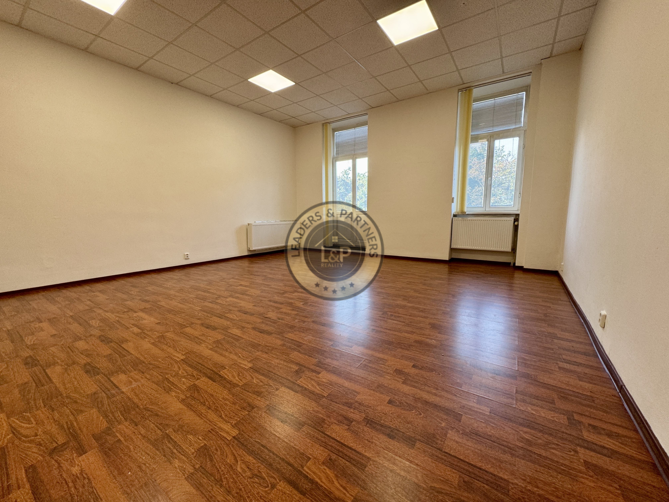 Prenájom kancelárie 35 m² – Moyzesova, Košice - 1