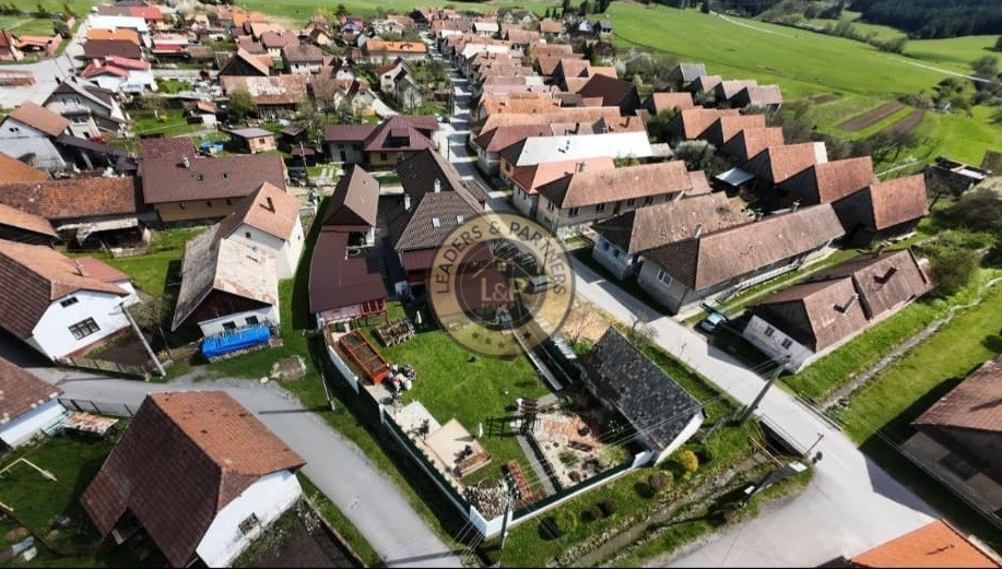 4 izbový rodinný dom Háj, okres Turčianske teplice, čist. rekonštrukcia - 1