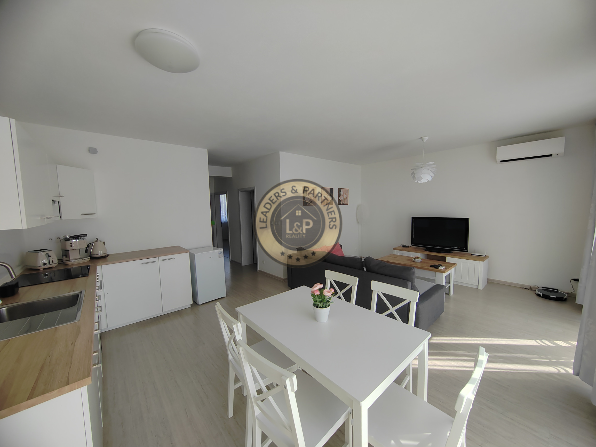 3 izbový byt, Senec -Slnečné jazerá-prenájom, kompletne zariadený, balkón, parkovanie - 2