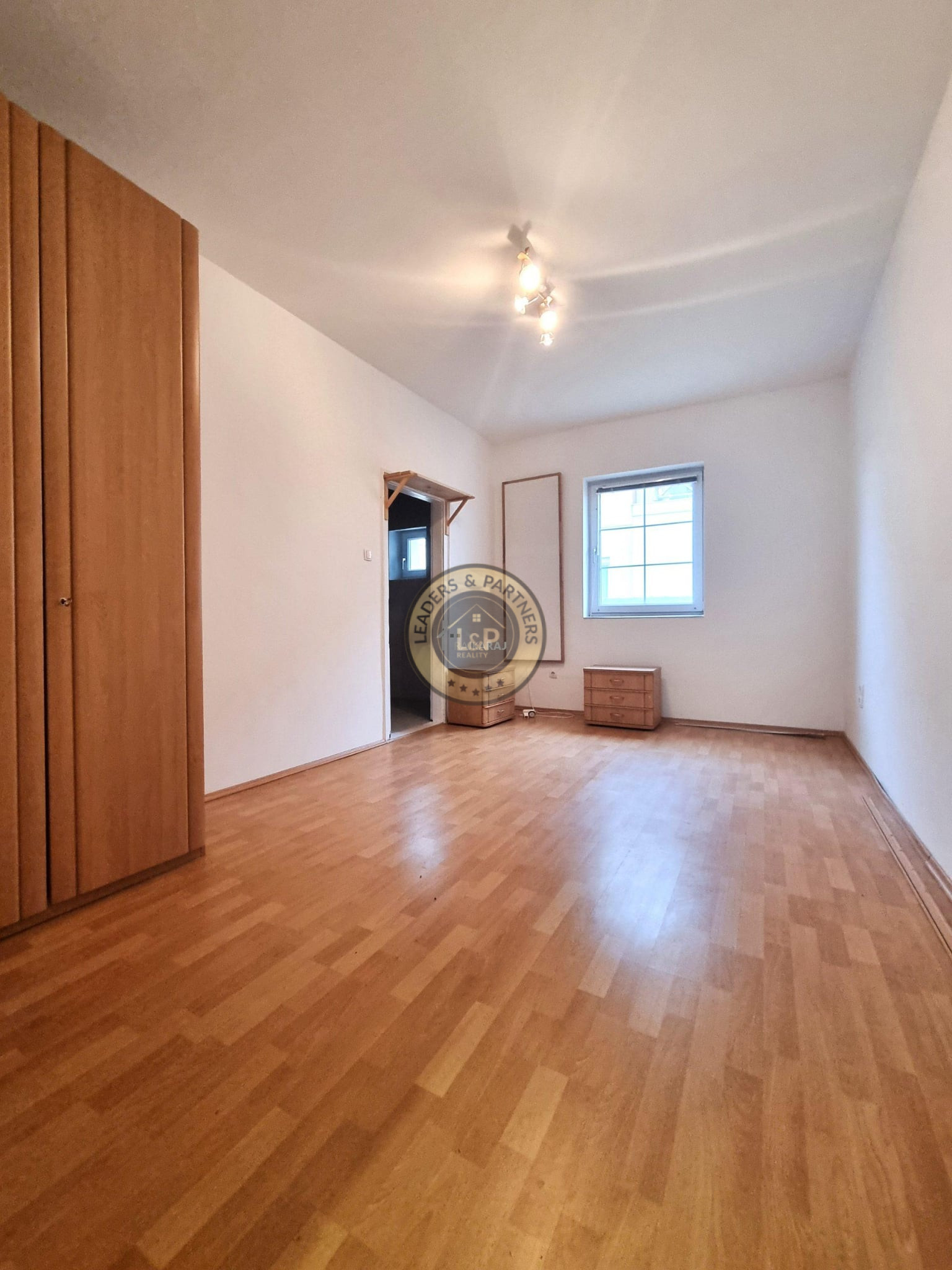 PREDAJ rodinný dom Levél - 14