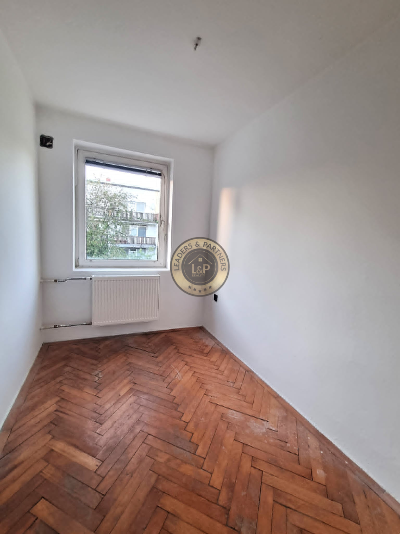 PREDAJ 3podlažný byt so záhradkou v radovom dome Mosonmagyaróvár - 5