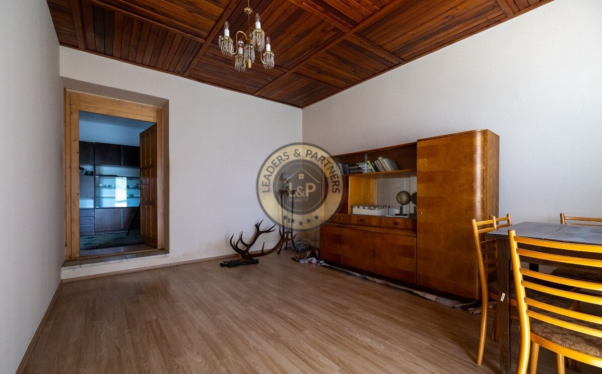 Priestranný viacgeneračný rodinný dom Košice-Košická Nová Ves. - 7