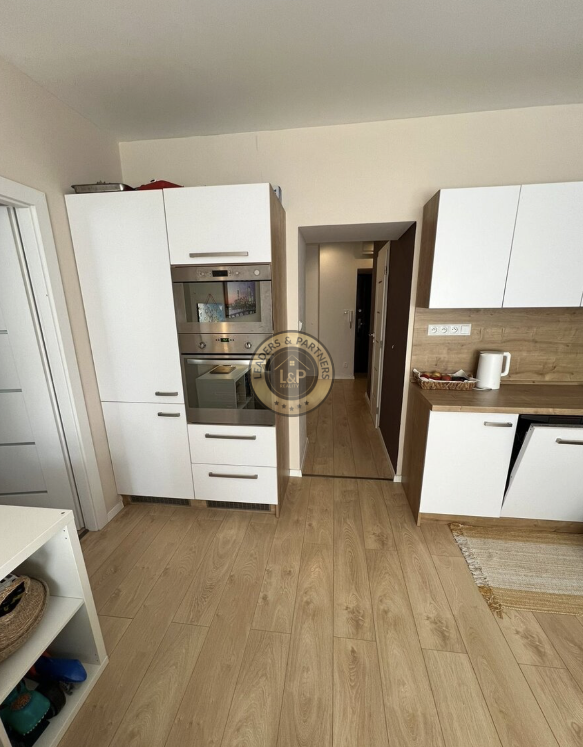 MODERNÝ, KOMPLETNE ZREKONŠTRUOVANÝ BYT V TOP LOKALITE – CENTRUM NA DOSAH - 15