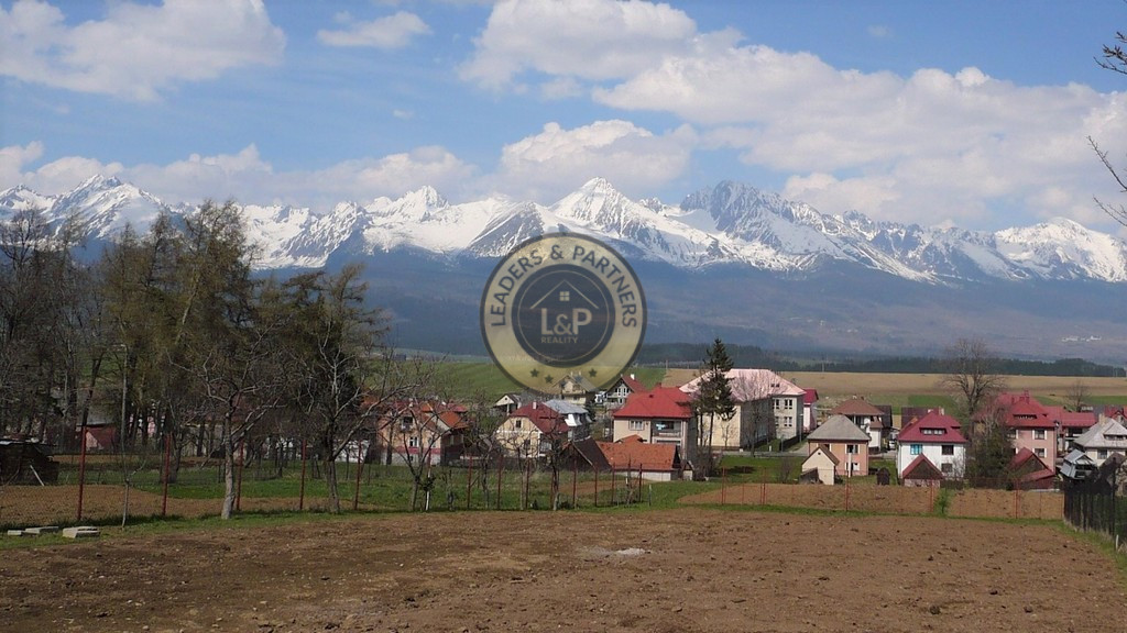 REZERVOVANÉ veľký 2 poschodový rodinný dom Šuňava s výhľadom na Vysoké Tatry - 4