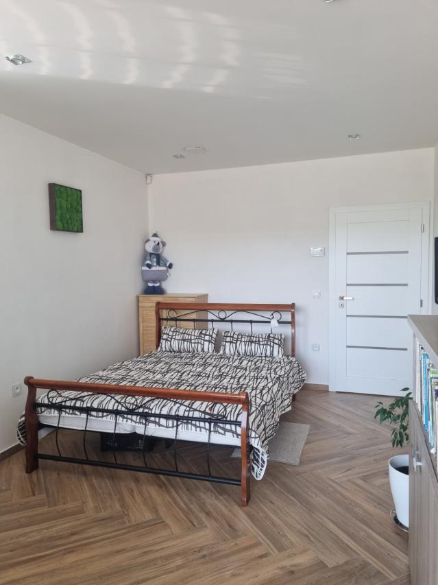 Novostavba RD Košice - Dargovských hrdinov, zariadený - 13