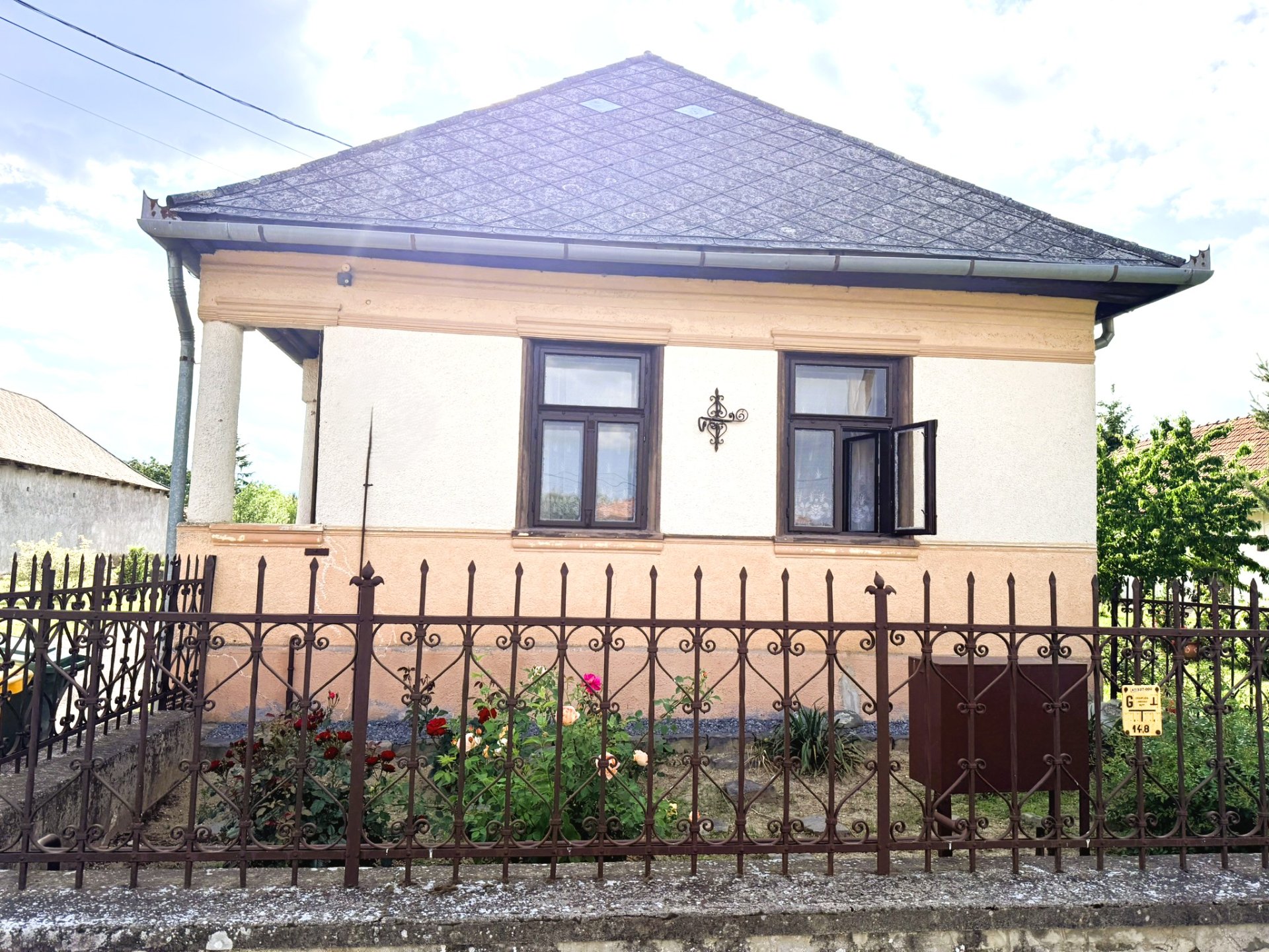 Na predaj rodinný dom blízko Košíc v obci Alsóregmec. - 24